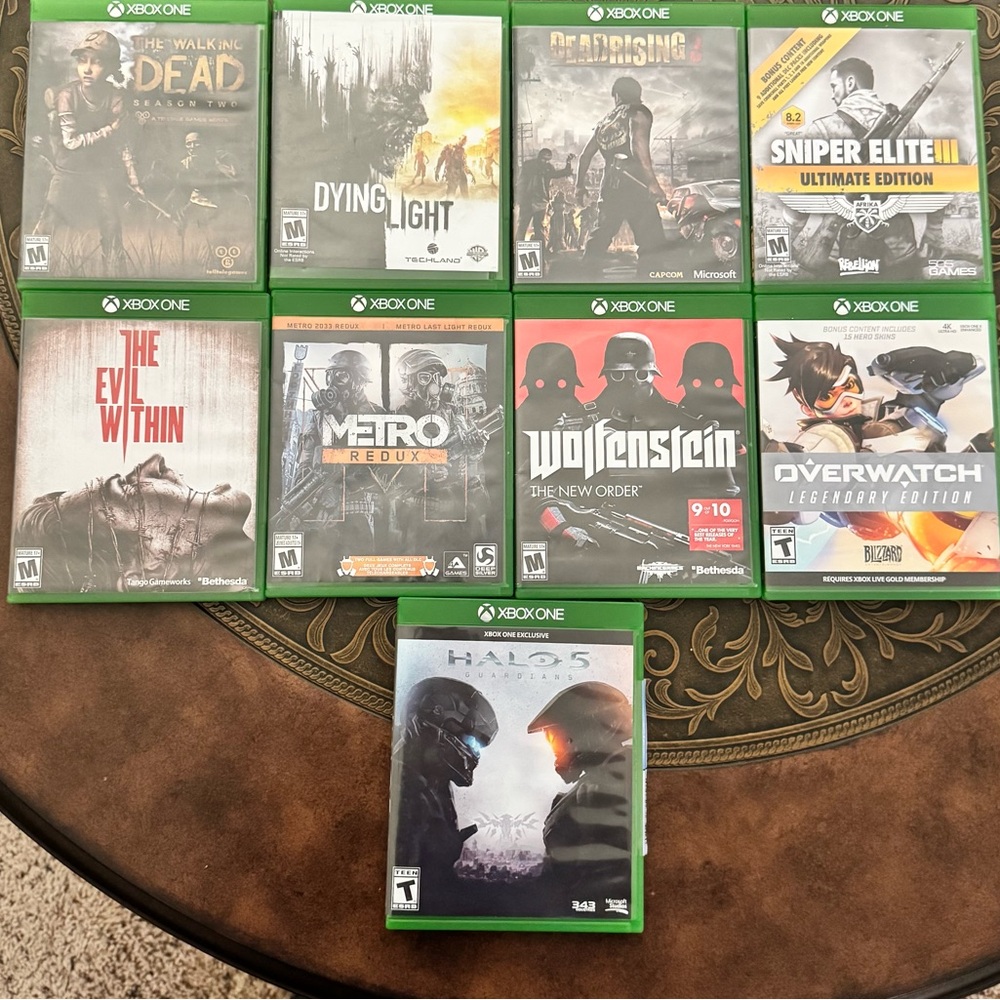 Xbox One (9) Video Game Bundle
